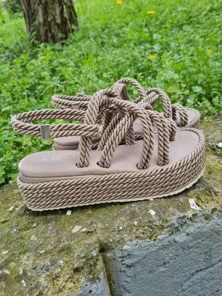 Betz Shoes | Kadın Hakiki Deri İpli Sandalet Betz 191197 Vizon