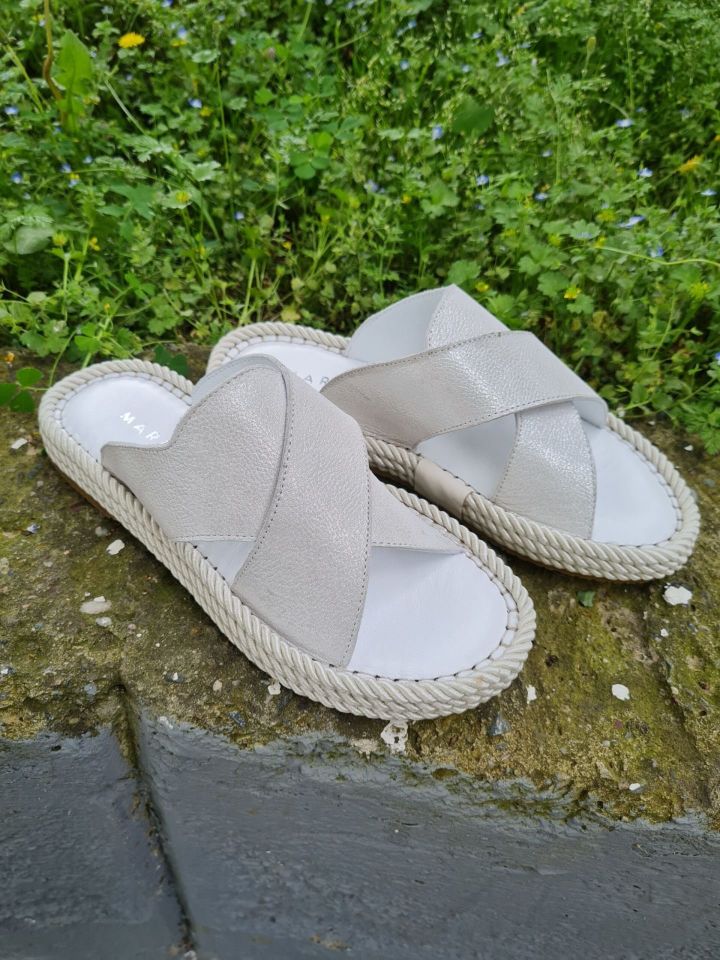 Betz Shoes | Kadın Hakiki Deri Terlik Betz 191200 Beyaz