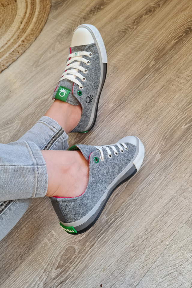 Benetton | Kadın Keçe Spor Ayakkabı BN 30539 Füme
